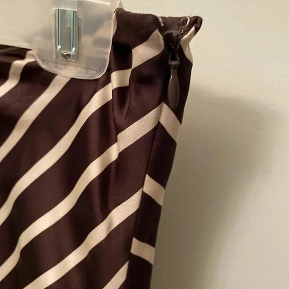 Ralph Lauren brown white chevron stripe skirt 6 smooth satin-like a-line - Picture 6 of 11